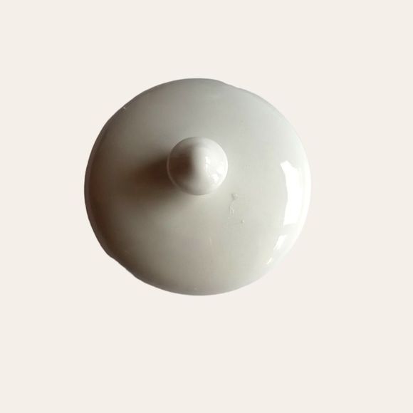 Vintage Gibson Everyday China Creamer and Sugar Set Christmas Holly and Berries - Picture 7 of 8